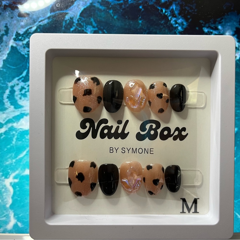 Nail Box “Boss Babe” - Handmade Press On Nails 💅